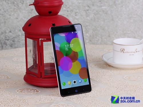 千元4G機皇 雙4G中興V5 Max京東僅售999 