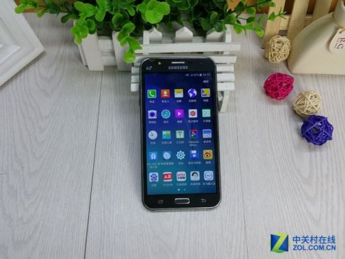 MX5/<a href=/tags/667-0.html target=_blank class=infotextkey><a href=/tags/667-0.html target=_blank class=infotextkey>榮耀</a></a>7壓軸登場 六月重磅新機搶先看 