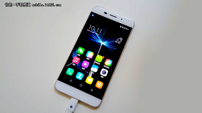 降價300還送移動電源 金立M5現售1969元