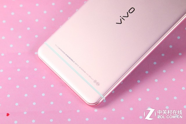 粉嫩迷人 玫瑰金版vivo X6Plus真機(jī)圖賞