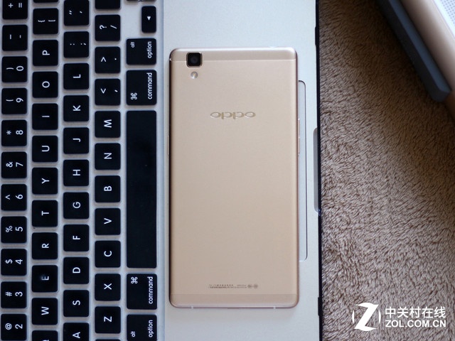 十月新機(jī)看點(diǎn)多 各價(jià)位值得買手機(jī)推薦 