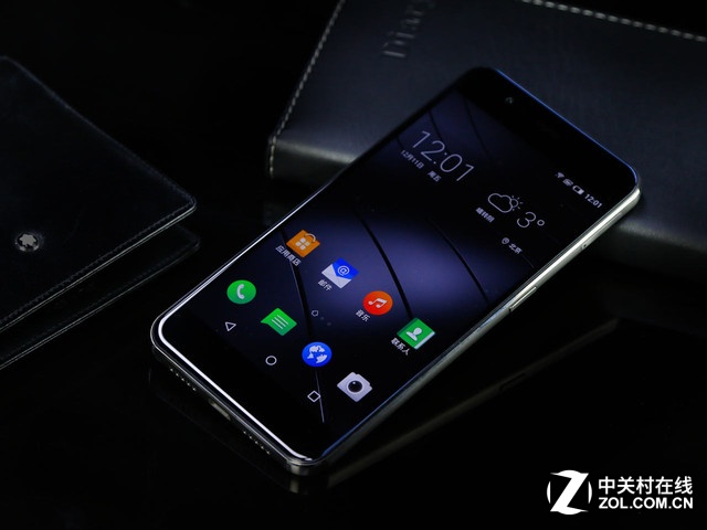 時(shí)尚多色可選 圣誕節(jié)值得買機(jī)型推薦