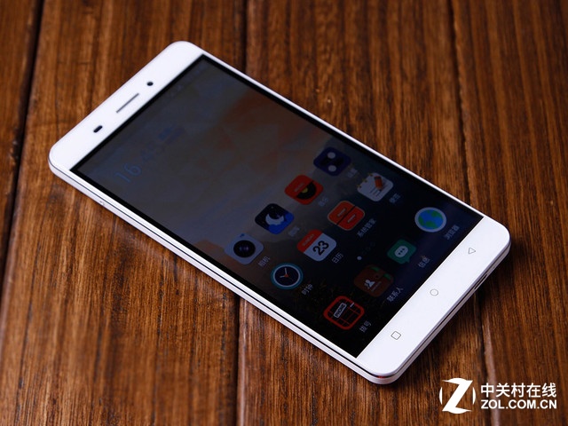 不足3000mAh就別混了 熱門高續航手機薦