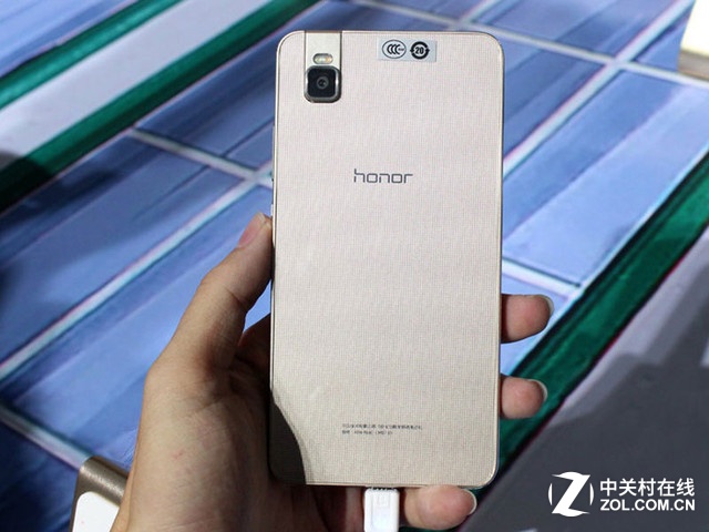 讓自己更美麗一些 熱門自拍手機盤點 