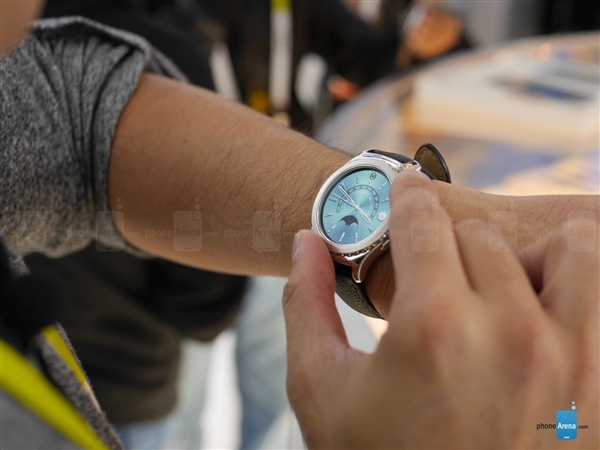 玫瑰金版三星Gear S2來襲：價格猛漲