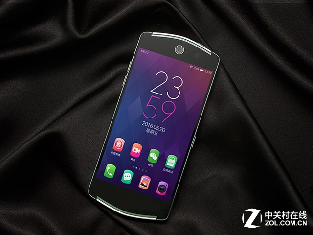 想當(dāng)朋友圈明星? 這些手機(jī)幫你玩轉(zhuǎn)自拍 