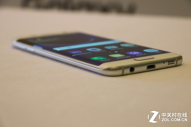 三星S7 edge換裝 側面屏幕到底能干啥