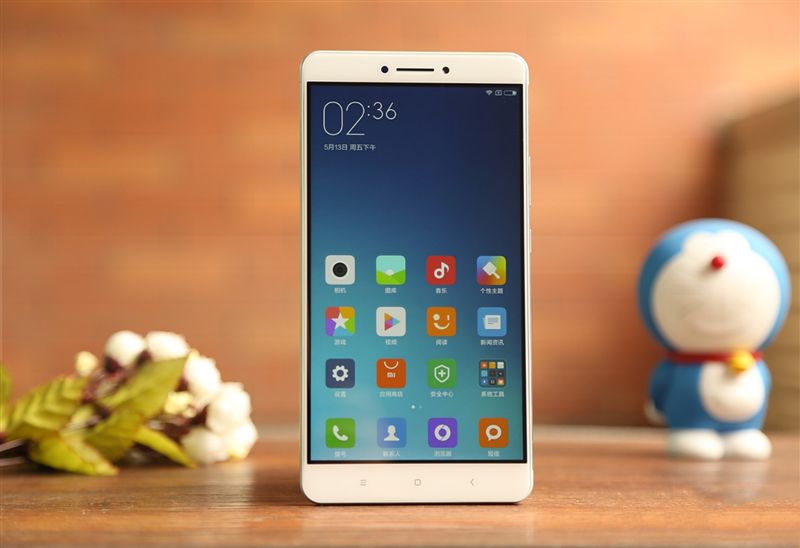 6.44寸黃金大屏！小米Max深度評測：續航驚人