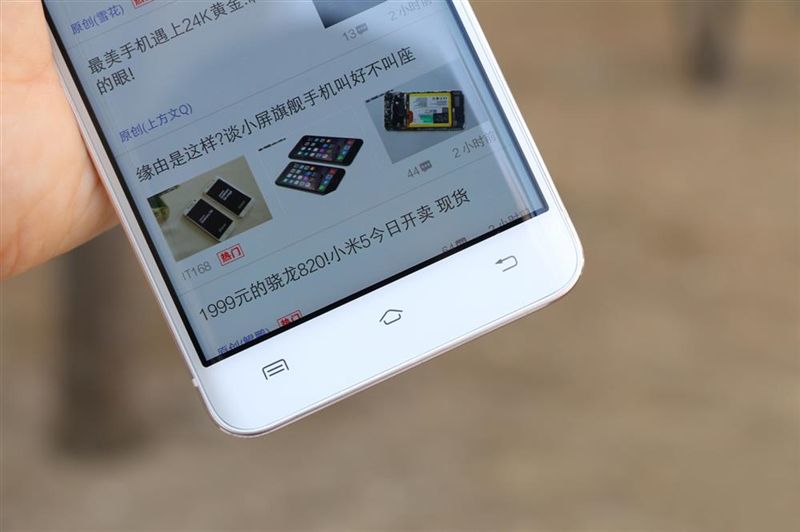 6G內存+驍龍820+雙曲面屏！vivo Xplay5旗艦版評測