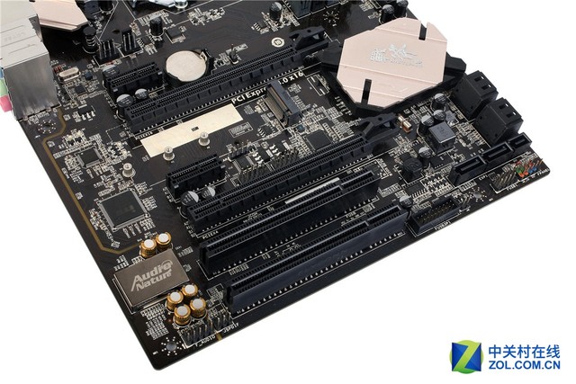 親民款曝光 七彩虹戰(zhàn)斧旗艦新品上市 