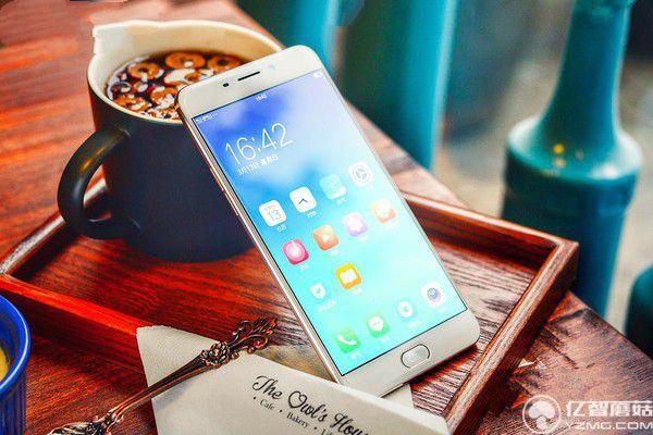 OPPO R9和vivo x7有什么區別 哪個更值得買？