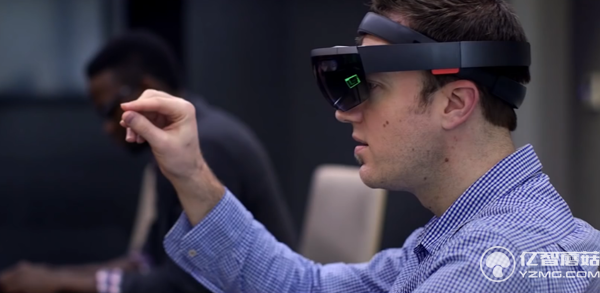 微軟HoloLens在歐洲開放預(yù)購(gòu) 下月正式發(fā)貨