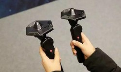 穿上Control VR外設(shè)：游戲中人物的手指都能活動了