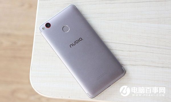簡約弧形天線設(shè)計 nubia Z11 miniS圖賞