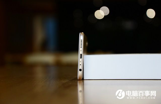 弧形天線設(shè)計(jì) vivo X9真機(jī)圖賞