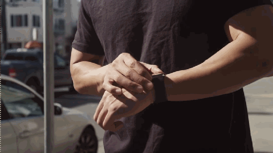 有一種智能手表無需充電 出出汗立刻滿血復活