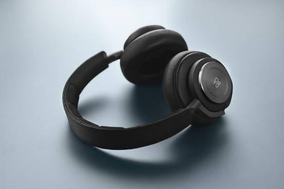 B&O推出Beoplay H9無(wú)線耳機(jī) 純羊皮材質(zhì)你見過嗎