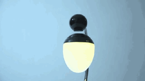 磁懸浮臺(tái)燈還能當(dāng)揚(yáng)聲器 放家里超顯復(fù)古范兒