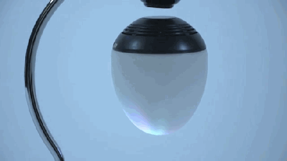 磁懸浮臺(tái)燈還能當(dāng)揚(yáng)聲器 放家里超顯復(fù)古范兒