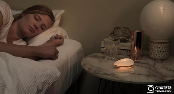 手里握著這個“香皂”就能平靜下來？我不信