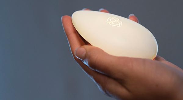 手里握著這個“香皂”就能平靜下來？我不信