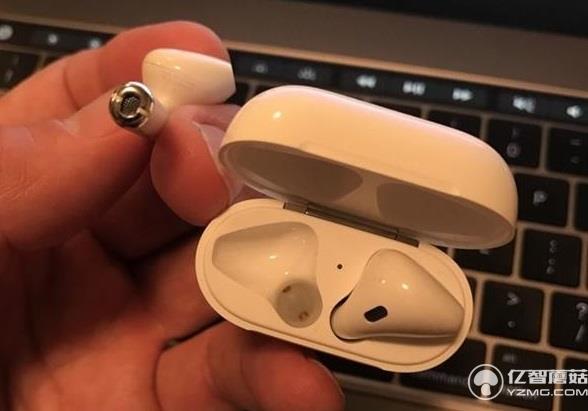 AirPods耳機(jī)開箱：蘋果新的未來(lái)！