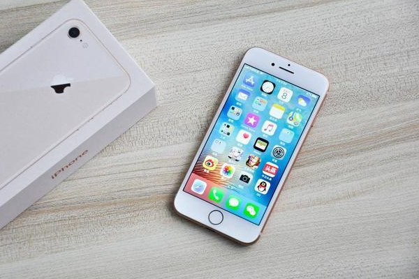 一臺(tái)iPhone正常能用幾年 iPhone手機(jī)能用多久？