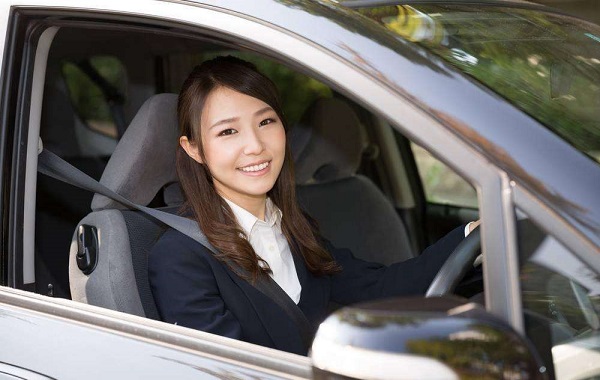 40年老司機(jī)總結(jié)的20條駕駛技巧 看一遍勝過你開10年車！