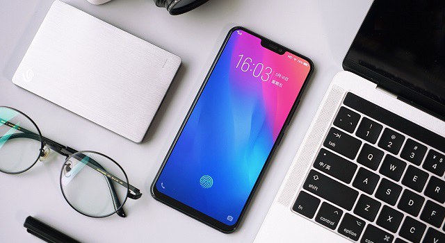 vivo X21屏幕指紋版評(píng)測(cè) vivo X21值得買嗎？
