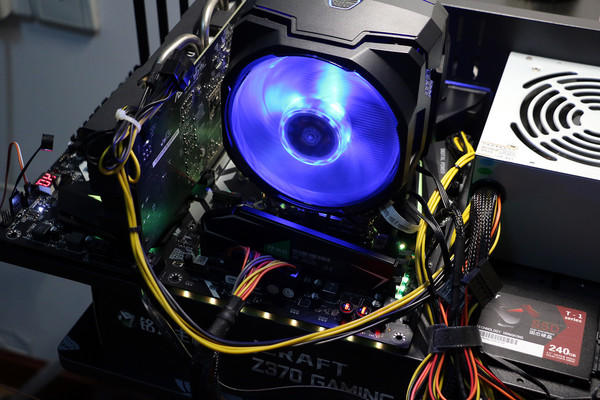 Inel酷睿i7 8700K超頻教程 i7 8700K怎么超頻？