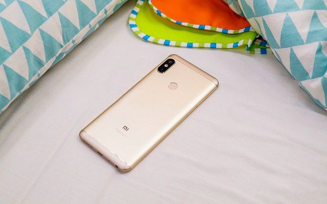 2000元左右的手機(jī)哪個(gè)好 八款值得買(mǎi)的2000左右的手機(jī)推薦