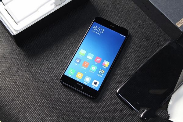 2000元左右買什么手機好？值得買的2千元左右手機推薦