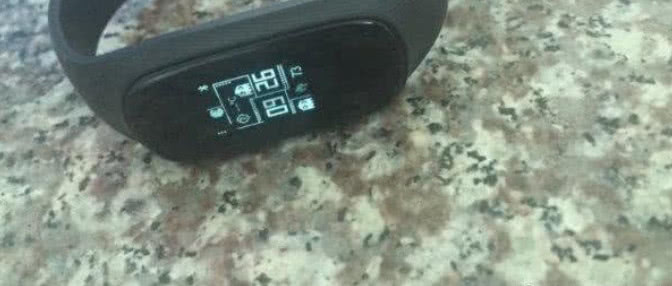 小米手環(huán)3或月底發(fā)布：外觀沒(méi)懸念 屏幕與功能大升級(jí)