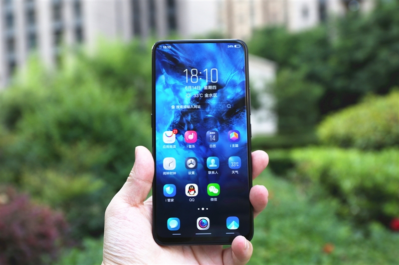 vivo NEX評測：首發(fā)升降式相機 這才是未來的手機
