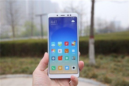 紅米6 Pro和Note5哪個好？紅米Note5和6 Pro區別對比