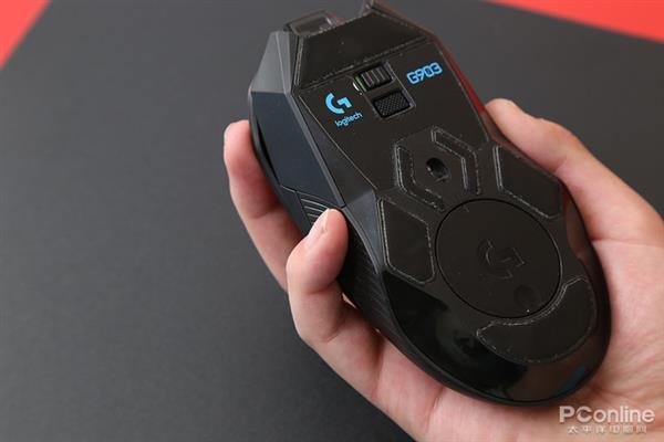 無線充電鼠標真的好用？三大廠商千元級無線充電鼠標對比