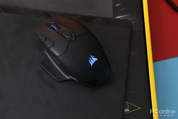 無線充電鼠標真的好用？三大廠商千元級無線充電鼠標對比