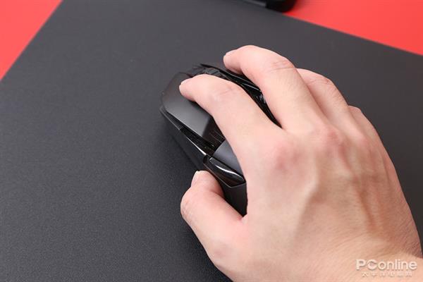 無線充電鼠標真的好用？三大廠商千元級無線充電鼠標對比