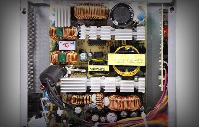 怎么看電源質(zhì)量好壞？八招教你判斷電腦電源用料是否縮水