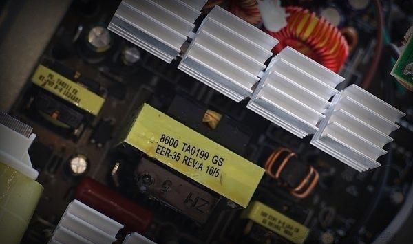 怎么看電源質(zhì)量好壞？八招教你判斷電腦電源用料是否縮水