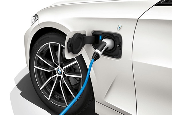 寶馬3系插電混動版