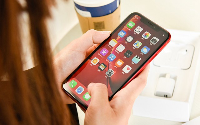 iPhone XR朗讀屏幕如何使用？蘋(píng)果手機(jī)文字轉(zhuǎn)語(yǔ)音方法